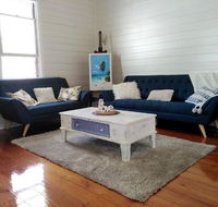 Classic Q'slander Huge Deck Pool Cowboy Stadium - Broome Tourism
