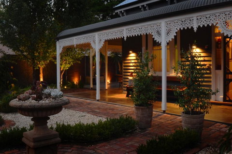 Clement House - Broome Tourism 0