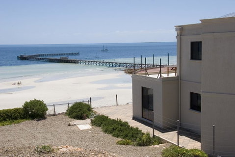 Cliff House Beachfront Villas - Broome Tourism 0