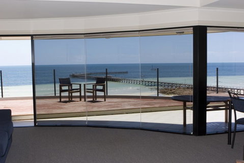 Cliff House Beachfront Villas - Broome Tourism 1