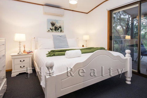 Coastal Cottage - Broome Tourism 3
