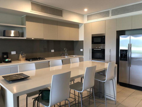 Coconut Grove 402 - Broome Tourism 1