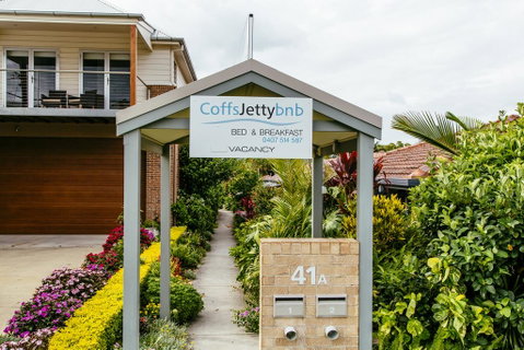 Coffs Jetty Bed And Breakfast - Broome Tourism 1