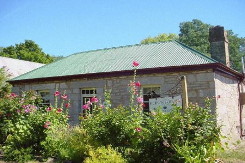 Colonial Cottages Of Ross - Broome Tourism 2