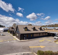 Comfort Hotel Olde Tudor - Broome Tourism