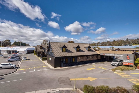 Comfort Hotel Olde Tudor - Broome Tourism 0