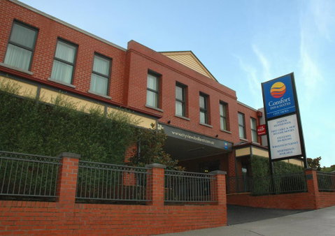 Comfort Inn & Suites City Views - Broome Tourism 0