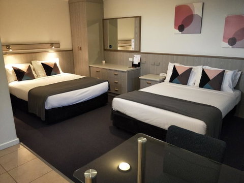 Comfort Inn Anzac Highway - Broome Tourism 1