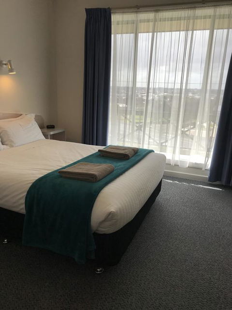 Comfort Inn The Lakes - Broome Tourism 2