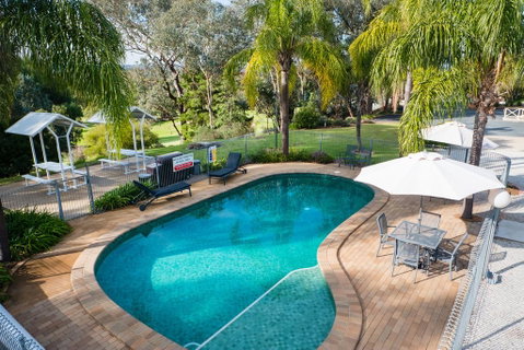 Commercial Golf Resort - Broome Tourism 0