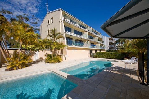 Commodore Apartments - Broome Tourism 1