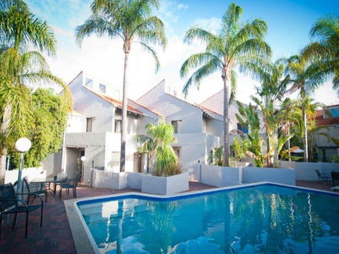 Como Mezzanine Retreat - Broome Tourism 0