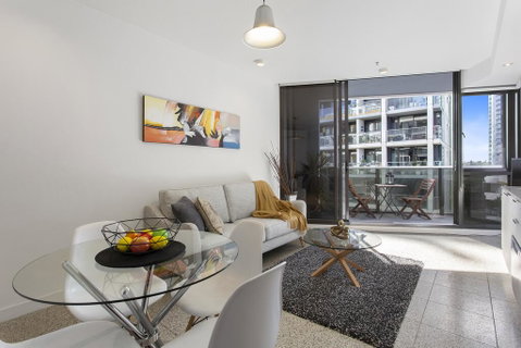 Complete Host SEE Apartments - Broome Tourism 2