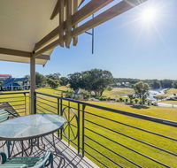 Condo 108  Horizons Resort  Golf stunning course  lake Views - Broome Tourism