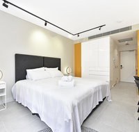 Contemporary brand new central located studio - Broome Tourism