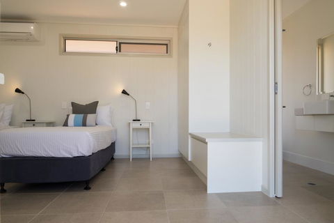 Cooper's Country Lodge - Broome Tourism 2