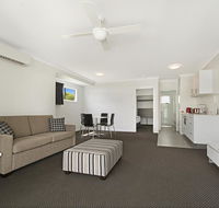 Cooroy Luxury Motel Apartments - Broome Tourism