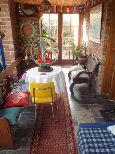 Cosy Apartment Accommodation In Hobart, New Town. - Broome Tourism 3