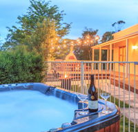 Country House Retreat - Broome Tourism