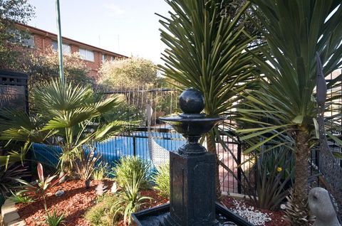 Country Plaza Motel - Broome Tourism 2