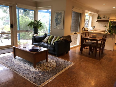 Countryside Retreat Spa Cottage Hepburn - Daylesford - Broome Tourism 2