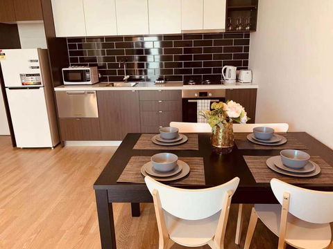 Cozy & Brand New Apt In The Heart Of Western - Broome Tourism 2