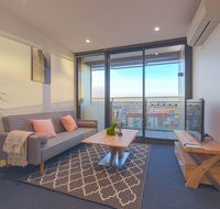 Cozy Melbourne Star 2 Bedroom Apartment Docklands - Broome Tourism