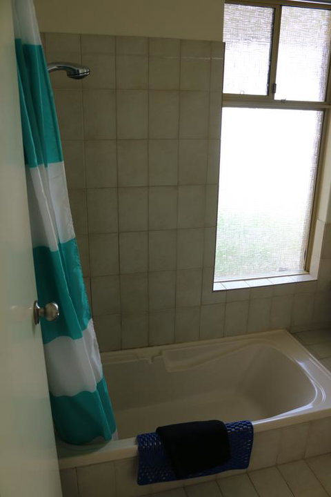 Cozy Stay @ Purser Cove Near University, Hospital & Transport - Broome Tourism 1