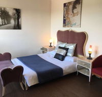 CozyStudioUnit in BeverlyHills Train Accessible - Broome Tourism