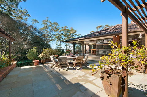Craigdarroch Courtyard Cottage, 22 Bartle Road - Broome Tourism 3