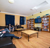Cronulla Beach Backpackers - Broome Tourism