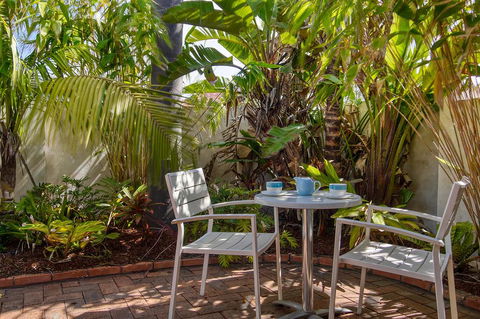 Cronulla Beach House B&B - Broome Tourism 3