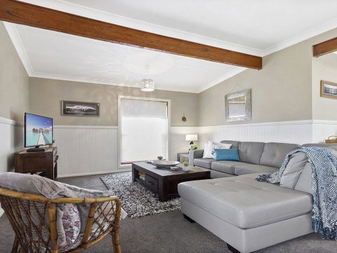 Cudgee - Quaint Cottage With Separate Cabin - Broome Tourism 1