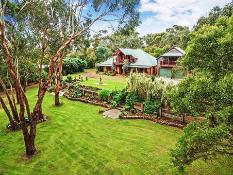 Curdie River Retreat - Broome Tourism 1