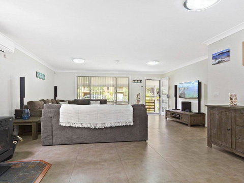 Currambene Cottage - All About Location - Broome Tourism 1