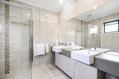 Cypress Townhouse 17 - Suite - Broome Tourism 1