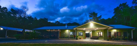 Daintree Peaks ECO Stays - Broome Tourism 0