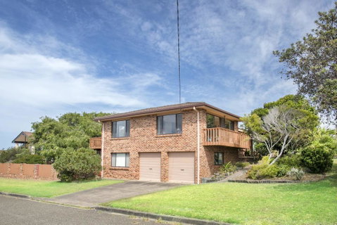 Deering 106, ULLADULLA - Broome Tourism 3