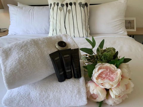 Delicate And Peaceful Bundoora Townhouse 20-R1 - Broome Tourism 2