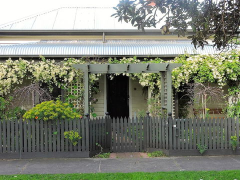 Delightful Cottage - Broome Tourism 0