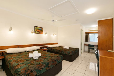Demi View Motel - Broome Tourism 1