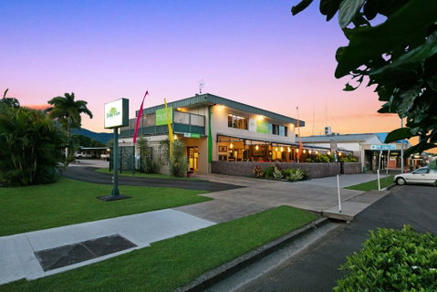 Demi View Motel - Broome Tourism 0