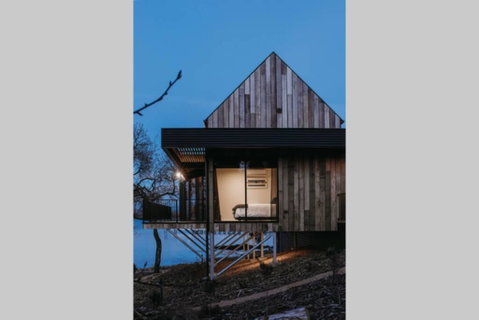 Deviot Boat House - Broome Tourism 2