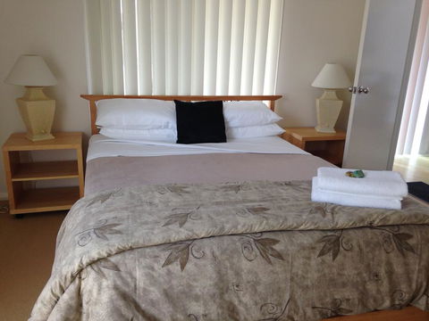 Dillon 7 - Broome Tourism 0