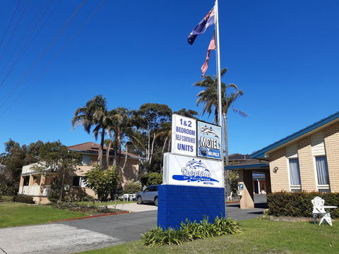 Dolphins Of Mollymook Motel And Fifth Green Apartments - Broome Tourism 0