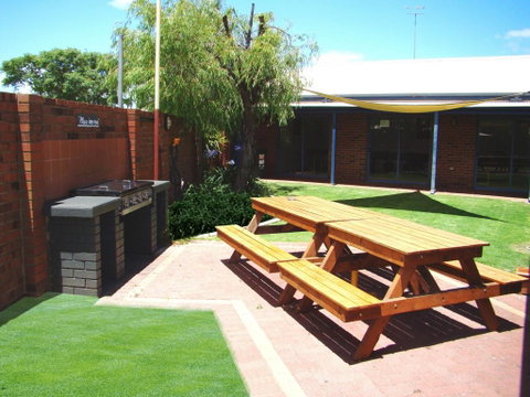 Dunsborough Inn Backpackers - Broome Tourism 0