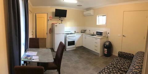 Echuca Holiday Units - Broome Tourism 3