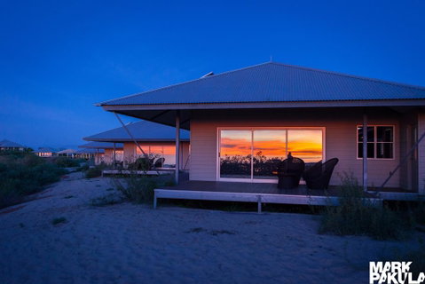 Eco Beach Resort - Broome Tourism 3
