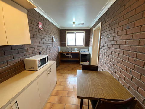 Econo Lodge Lilydale - Broome Tourism 1