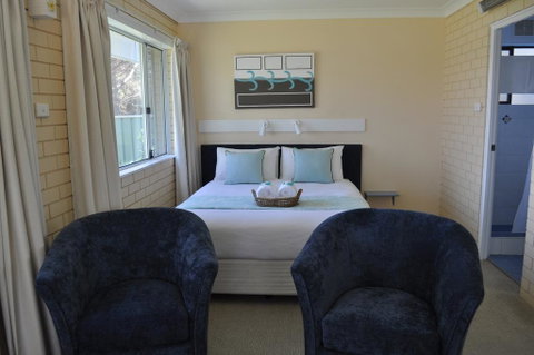 Edgewater Motel - Broome Tourism 0